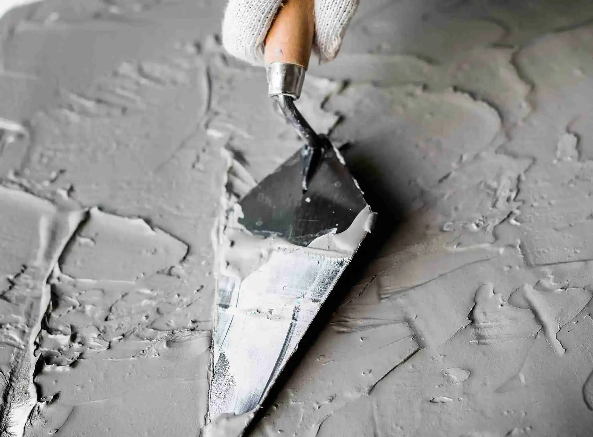 Polymer tile adhesive vs cement mortar - Stylfixx